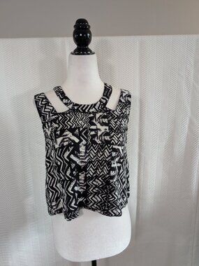 Angie Black White Geometric Aztec Print Crop Top Cutout Sleeveless Medium Boho